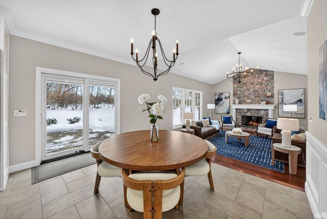 3334 Deer Lake Drive, South Bend, IN 46614