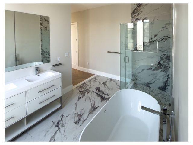 1 Jackson Street PH, Newton, MA 02459