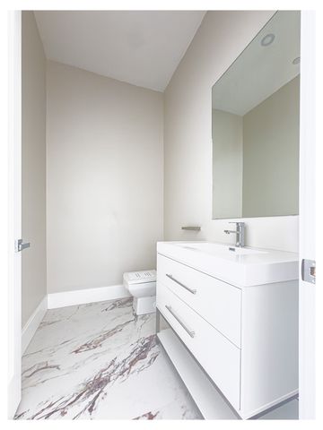1 Jackson Street PH, Newton, MA 02459