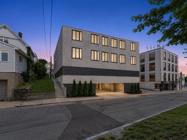 1 Jackson Street PH, Newton, MA 02459