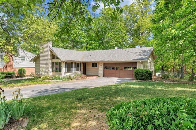 2009 Montclair DR, Roanoke, VA 24019