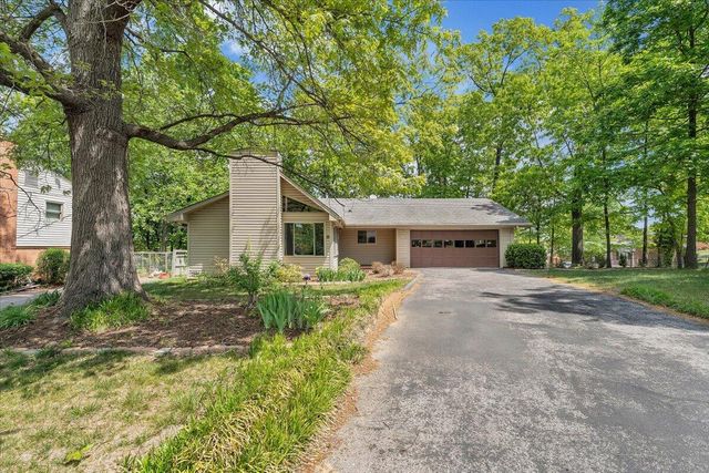 2009 Montclair DR, Roanoke, VA 24019