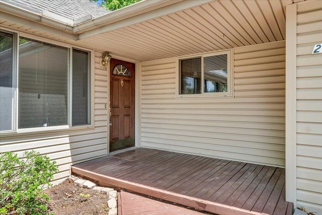 2009 Montclair DR, Roanoke, VA 24019