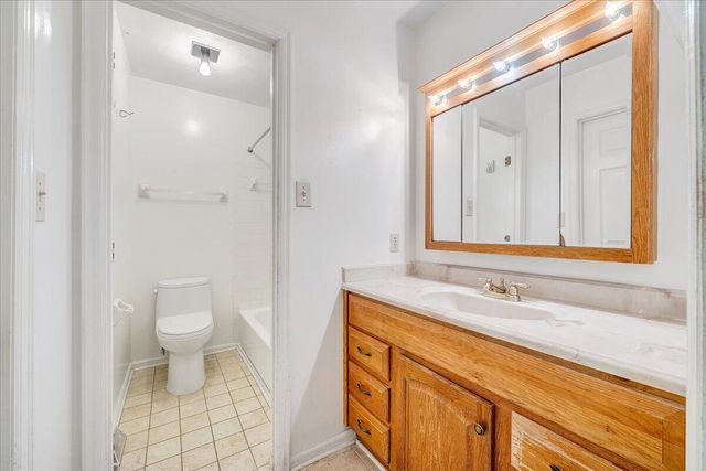 2009 Montclair DR, Roanoke, VA 24019