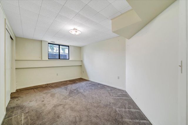 2009 Montclair DR, Roanoke, VA 24019