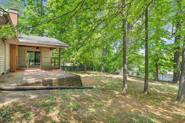 2009 Montclair DR, Roanoke, VA 24019