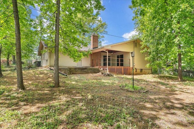 2009 Montclair DR, Roanoke, VA 24019