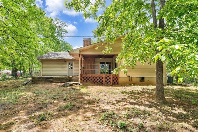 2009 Montclair DR, Roanoke, VA 24019