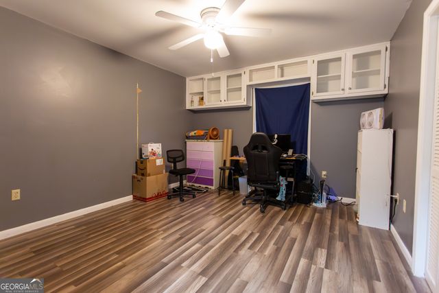 1194 Blackshear Hwy, Baxley, GA 31513