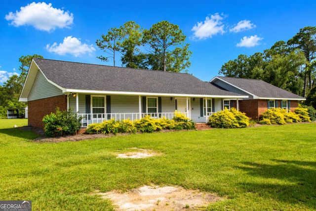 1194 Blackshear Hwy, Baxley, GA 31513