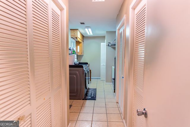 1194 Blackshear Hwy, Baxley, GA 31513