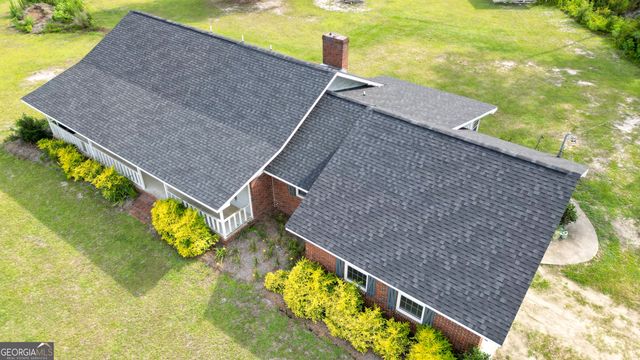 1194 Blackshear Hwy, Baxley, GA 31513