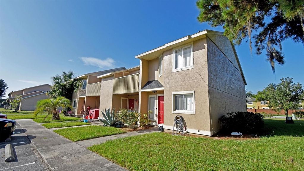 202,203,204,206 WATTS LANE, Kissimmee, FL 34743