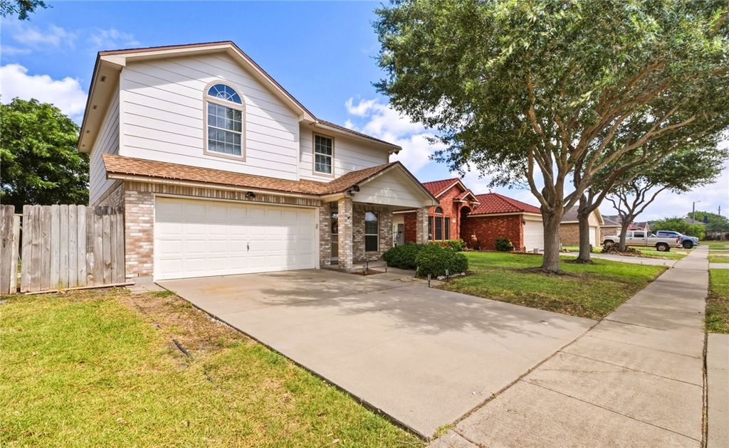7921 Rock Crest Dr, Corpus Christi, TX 78414 — exterior