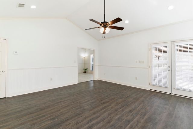 115 Summit Rdg, Hattiesburg, MS 39402