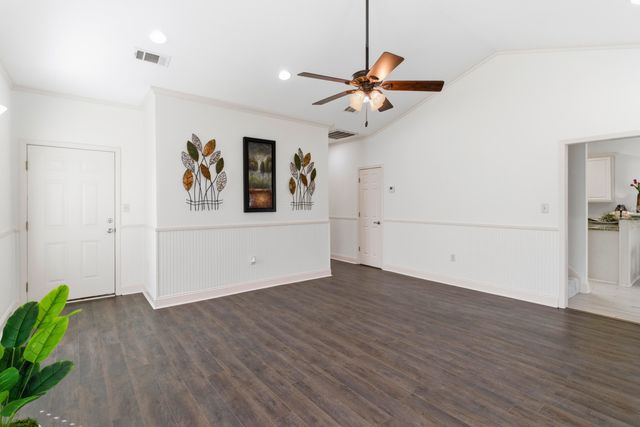 115 Summit Rdg, Hattiesburg, MS 39402