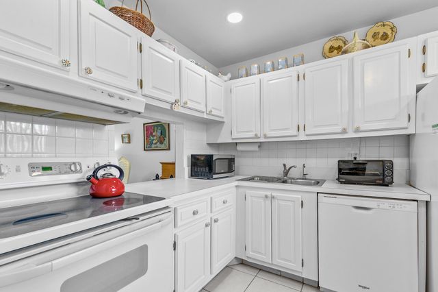 144 LAKE CAROL Drive, West Palm Beach, FL 33411