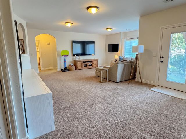 1016 Lobdell Drive, Manhattan, KS 66503