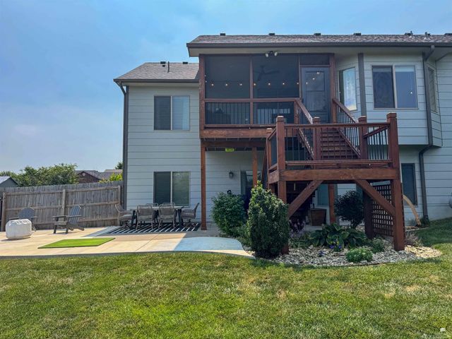 1016 Lobdell Drive, Manhattan, KS 66503