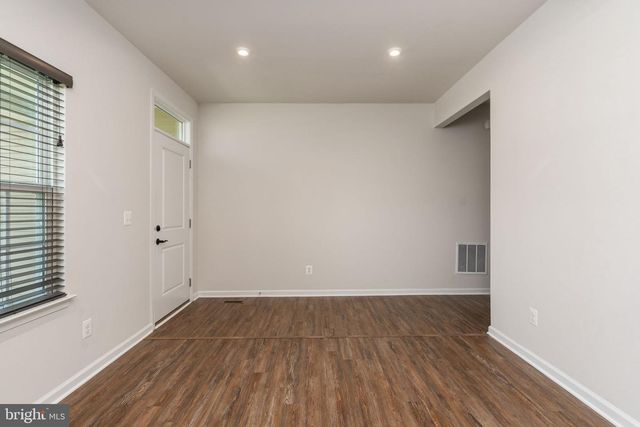 209 COURTHOUSE MANOR DR, Stafford, VA 22554
