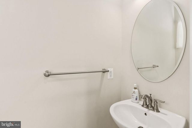 209 COURTHOUSE MANOR DR, Stafford, VA 22554