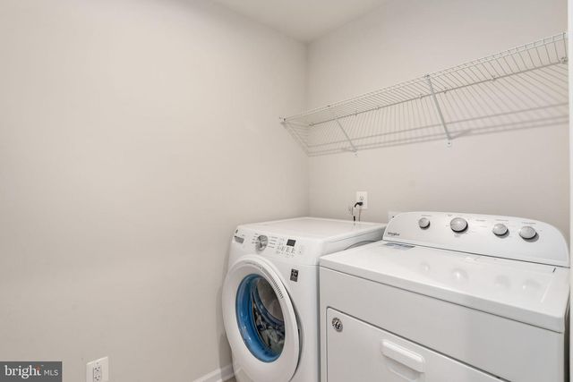 209 COURTHOUSE MANOR DR, Stafford, VA 22554