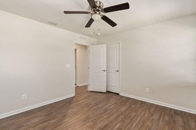 209 COURTHOUSE MANOR DR, Stafford, VA 22554