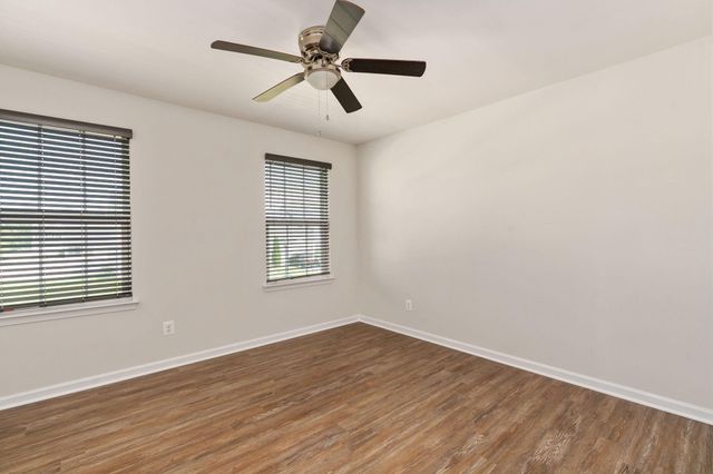 209 COURTHOUSE MANOR DR, Stafford, VA 22554