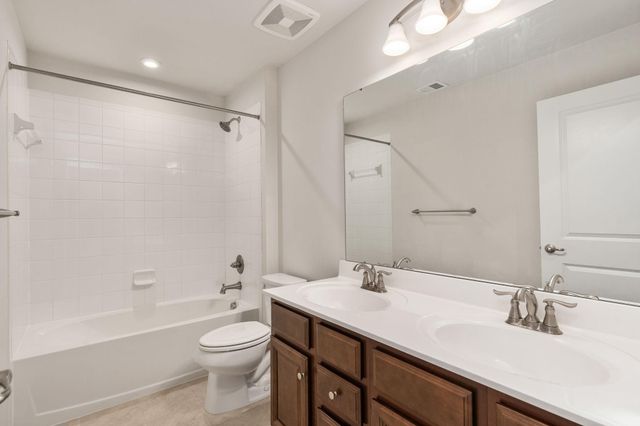 209 COURTHOUSE MANOR DR, Stafford, VA 22554