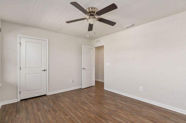 209 COURTHOUSE MANOR DR, Stafford, VA 22554
