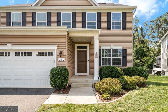 209 COURTHOUSE MANOR DR, Stafford, VA 22554