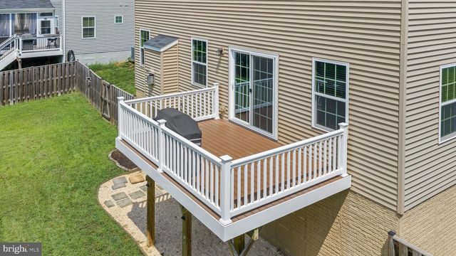 209 COURTHOUSE MANOR DR, Stafford, VA 22554