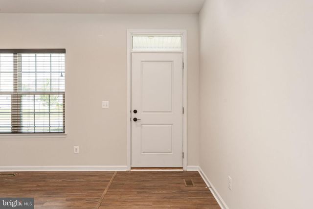209 COURTHOUSE MANOR DR, Stafford, VA 22554
