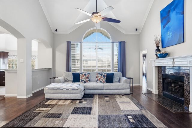 2813 Halsey Drive, Flower Mound, TX 75028