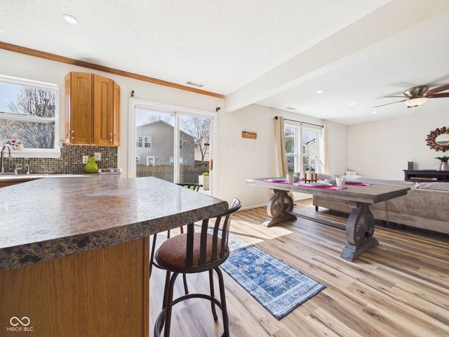 9511 W Quarter Moon Drive, Pendleton, IN 46064