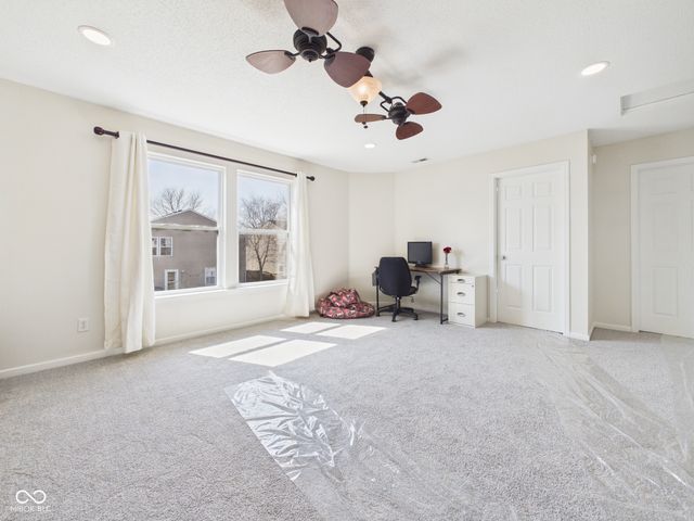 9511 W Quarter Moon Drive, Pendleton, IN 46064