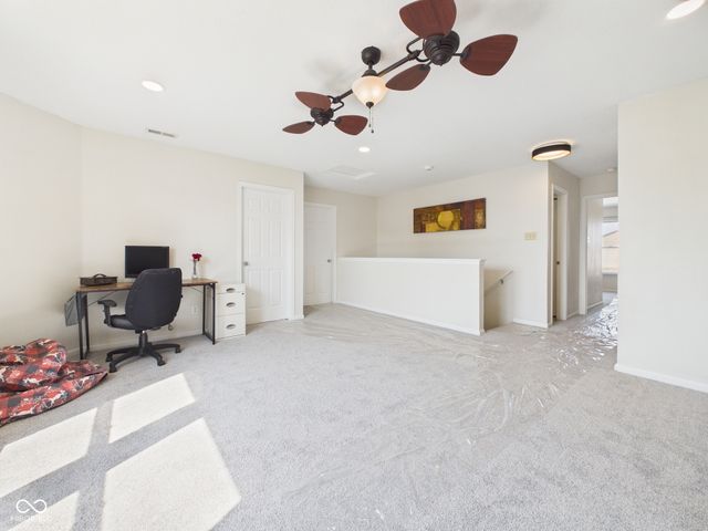 9511 W Quarter Moon Drive, Pendleton, IN 46064