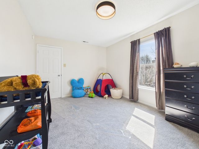 9511 W Quarter Moon Drive, Pendleton, IN 46064