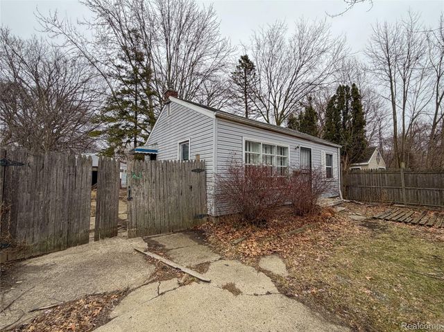 6142 Hereford Street, Detroit, MI 48224