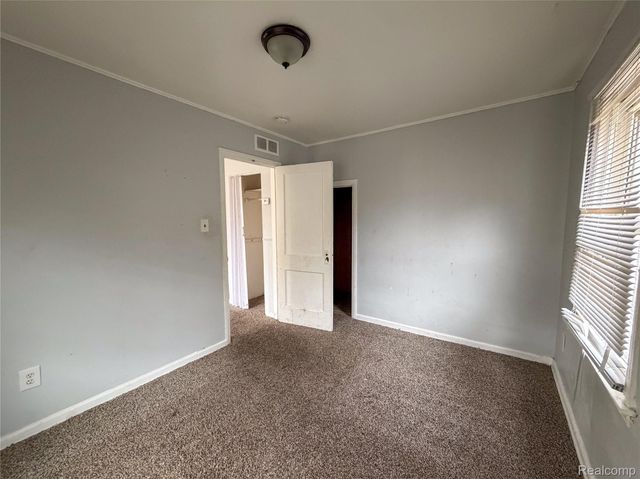 6142 Hereford Street, Detroit, MI 48224