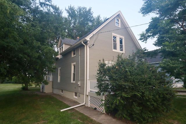 4429 17th AVENUE, Kenosha, WI 53140