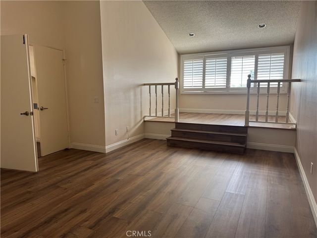 2310 Applewood, Fullerton, CA 92833