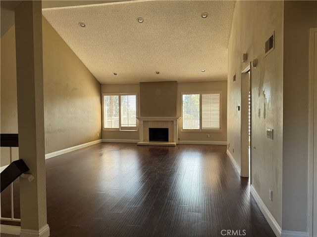2310 Applewood, Fullerton, CA 92833