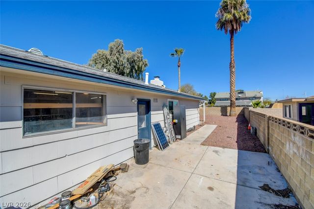 4368 Roanridge Avenue, Las Vegas, NV 89120