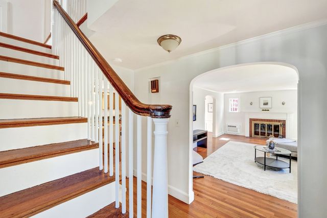37 Norman Rd, Melrose, MA 02176