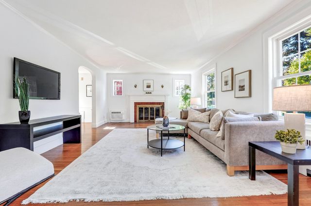 37 Norman Rd, Melrose, MA 02176