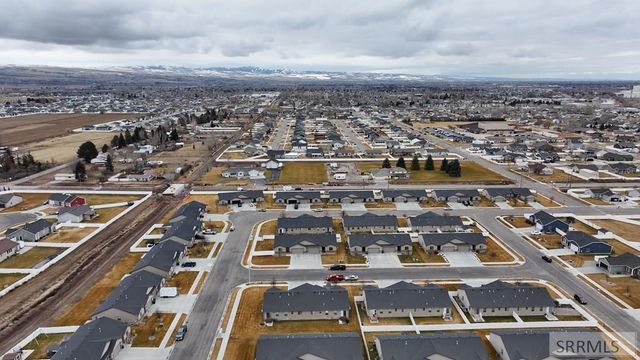 3920 E Tanzanite Drive, Idaho Falls, ID 83401