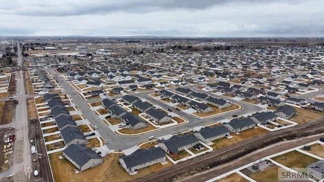 3920 E Tanzanite Drive, Idaho Falls, ID 83401