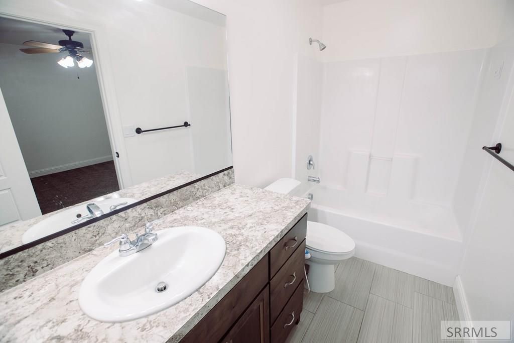 Image 15 of property listing at 3920 E Tanzanite Drive, Idaho Falls, ID 83401