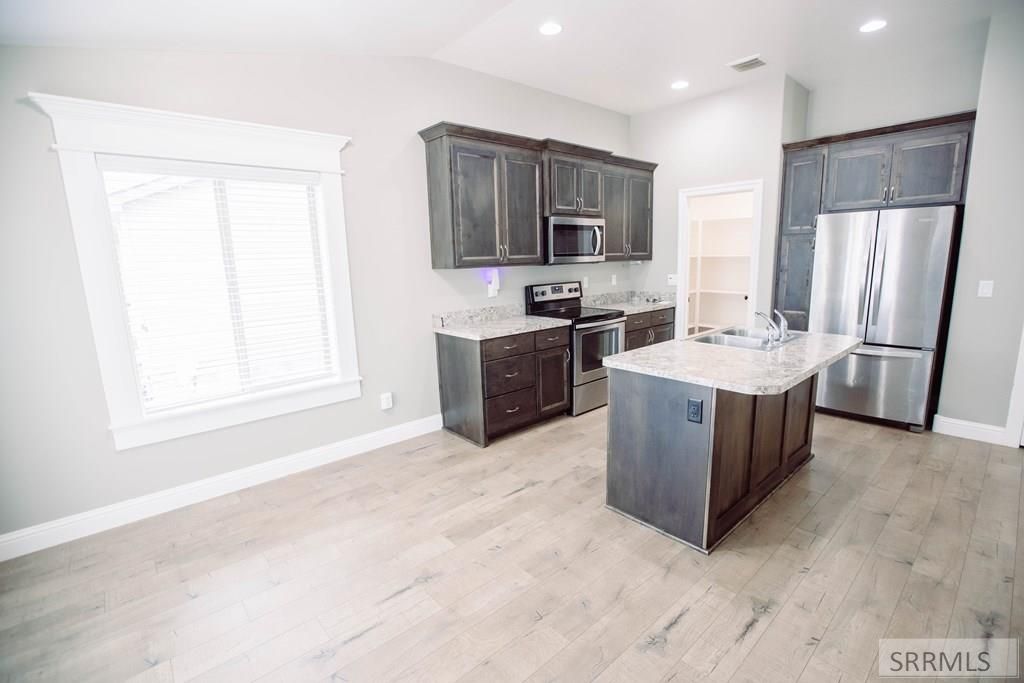 Image 9 of property listing at 3920 E Tanzanite Drive, Idaho Falls, ID 83401